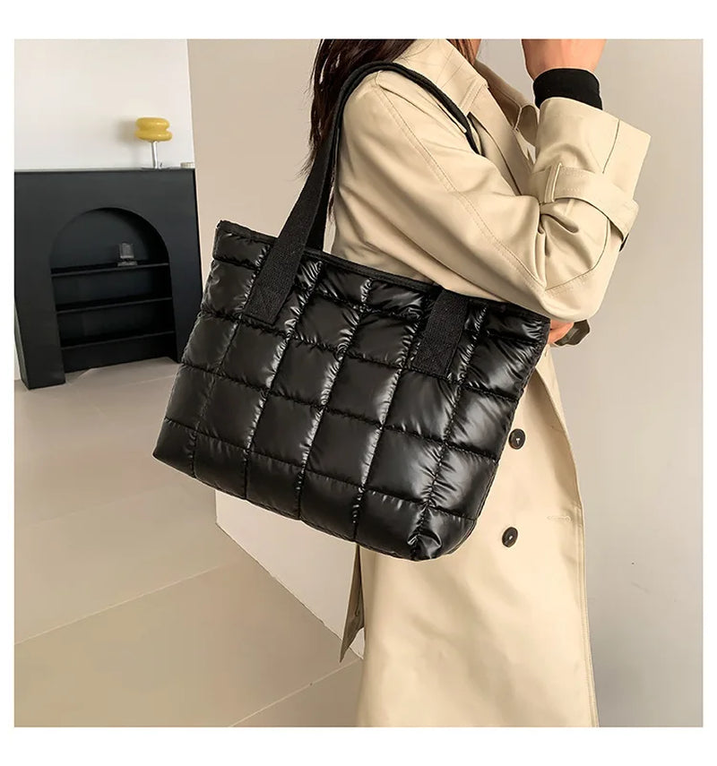Fashionable Plaid Crossbody Bag for Women Single Shoulder Handbag Stylish Accessory Ladies Trendy Bag