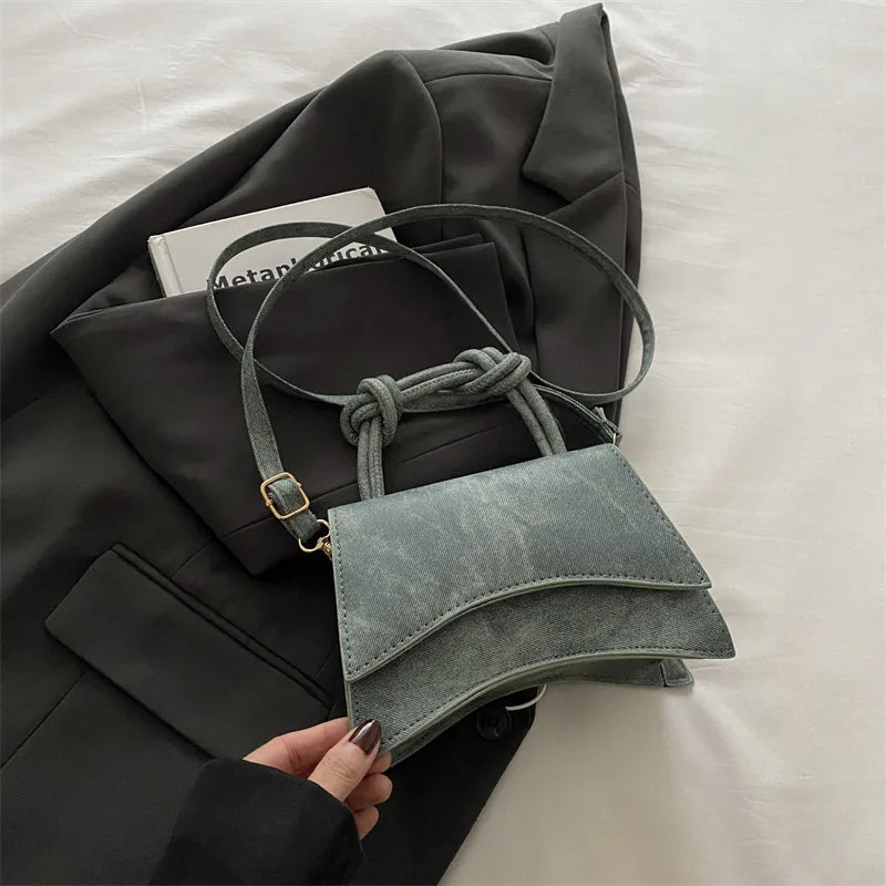 Fashionable Women'S Shoulder Bag Pure Color Trendy Crossbody Bag Simple Casual Diagonal Bag Small Square Bags for Autumn Bolsos